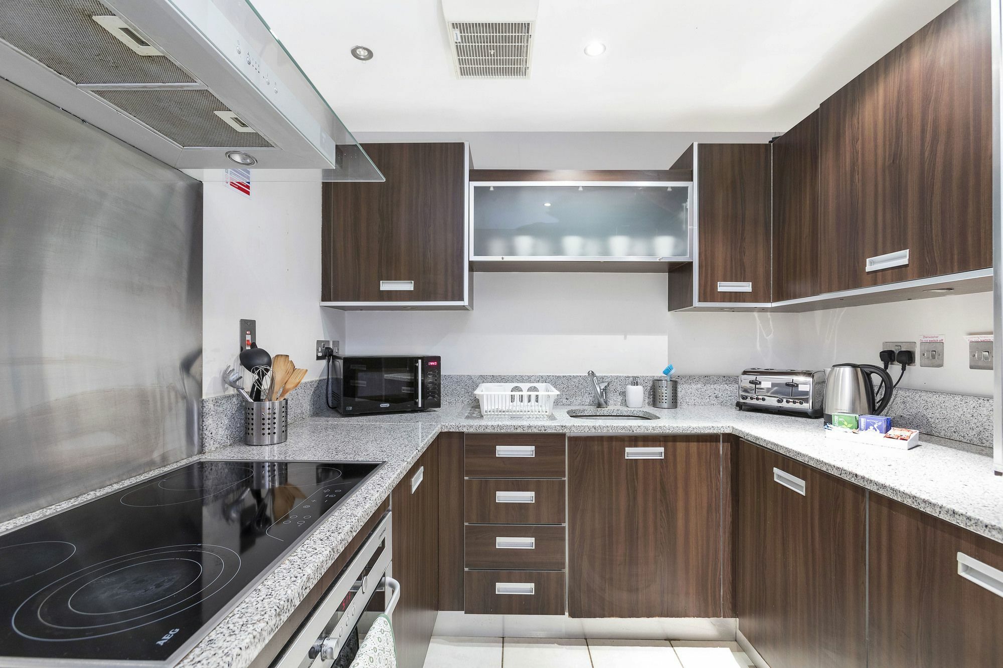 Club Living - Regents Park & Euston Apartments London Exteriör bild