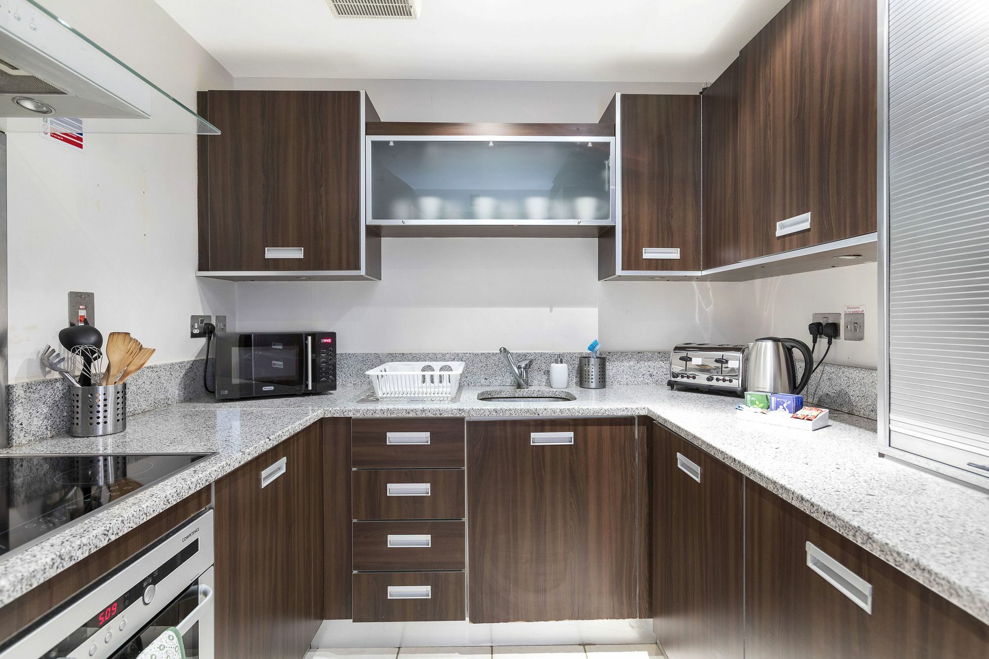 Club Living - Regents Park & Euston Apartments London Exteriör bild